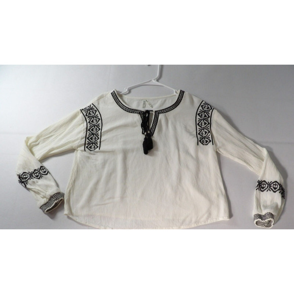 Mudd Tunic Top XS Boho Crinkle Gauzy Embroidered White Tassel Balloon Slv - Picture 5 of 12